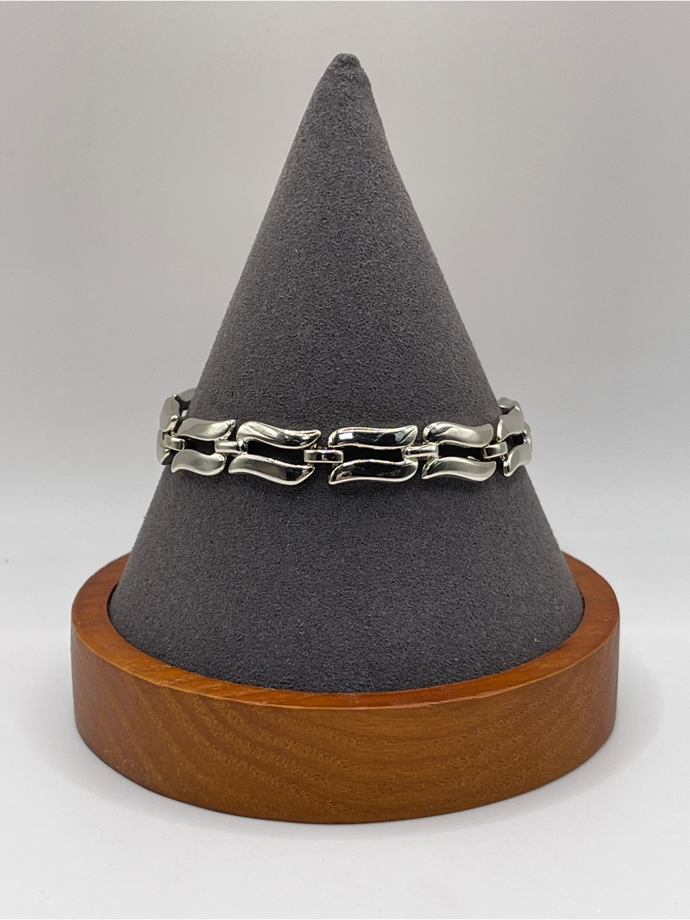 Monet Silver-Tone Wave Linked Women's Bracelet Vintage